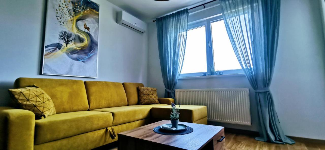 Apartman Varenica Apartment Добой Екстериор снимка
